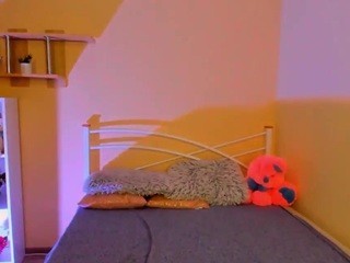 HeleenHayes nude on cam – live sex chat
