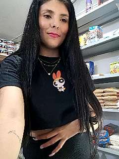 isabela_x naked stripping on cam for live sex video chat