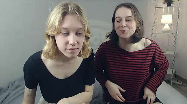 JiToon naked stripping on cam for live sex video chat
