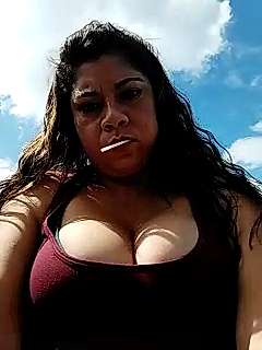 Karina_Q naked stripping on cam for live sex video chat