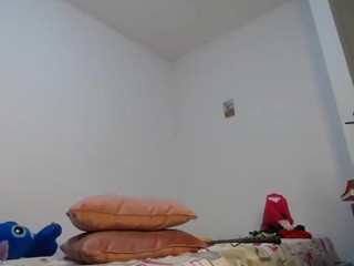 Karolnauthy nude on cam – live sex chat
