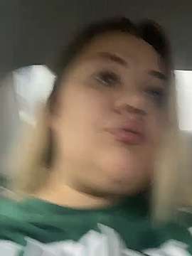Kate_Show naked stripping on cam for live sex video chat