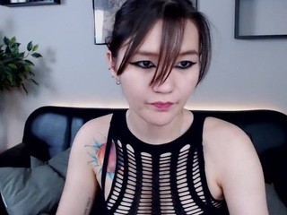 Kelly-son nude on cam – live sex chat