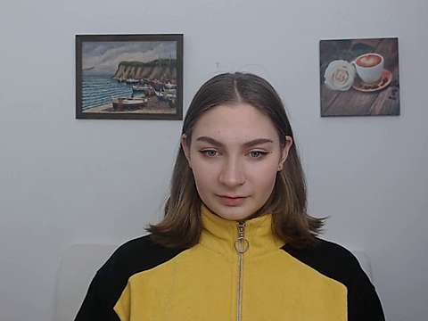 l-Nikki-l naked stripping on cam for live sex video chat