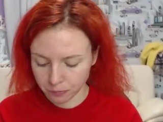 LauraKin nude on cam – live sex chat