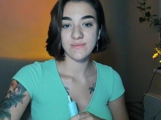 LeaPearl nude on cam – live sex chat