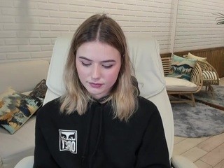 Pansy <3 nude on cam – live sex chat