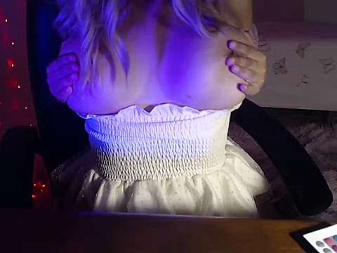 pietraworld naked stripping on cam for live sex video chat