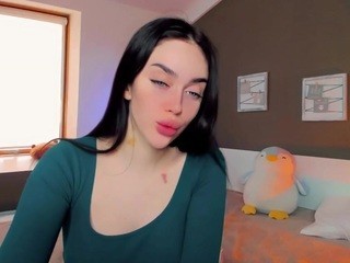 Robin-Burns nude on cam – live sex chat