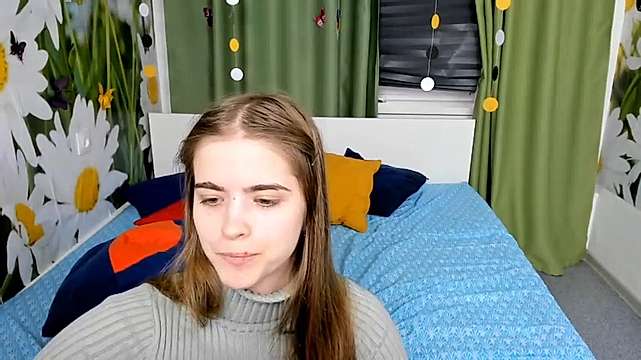 RoseLabriee naked stripping on cam for live sex video chat