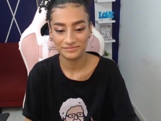 Say-squirt18 nude on cam – live sex chat