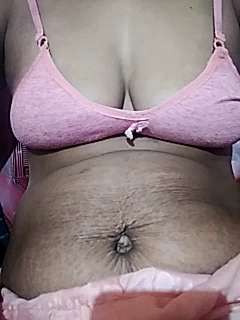 sexyaunty9 naked stripping on cam for live sex video chat