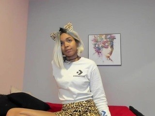 Stefy-cooper nude on cam – live sex chat