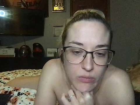 subkitty699 naked stripping on cam for live sex video chat