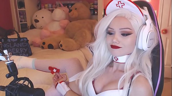 Twitch girl hot sexy asian!