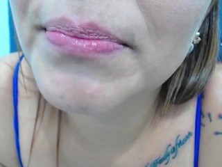 Victoria-Ferrerrr nude on cam – live sex chat