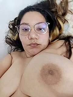 arayana1 naked stripping on cam for live sex video chat