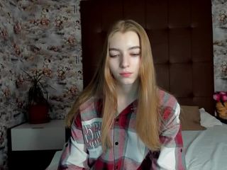 Drive-crazy nude on cam – live sex chat