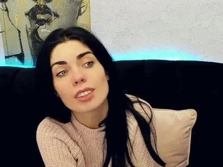 EliseWillow nude on cam – live sex chat