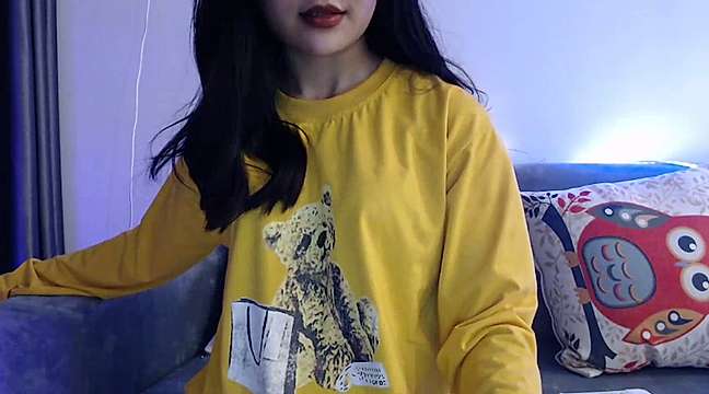 Juliette_Cutie naked stripping on cam for live sex video chat