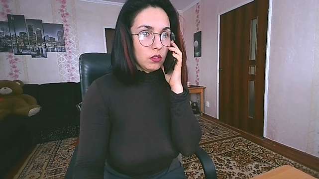 Kate__Bellucci naked stripping on cam for live sex video chat