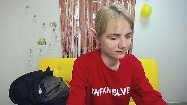 KimberlyGT naked stripping on cam for live sex video chat