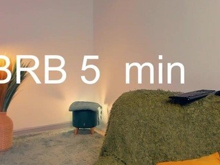 Lillygreys nude on cam – live sex chat