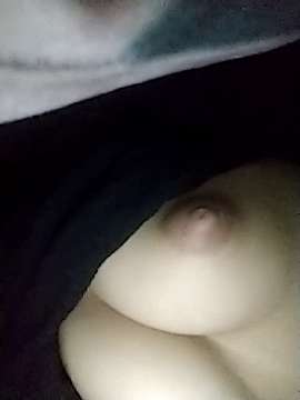 lilwan1@xh naked stripping on cam for live sex video chat