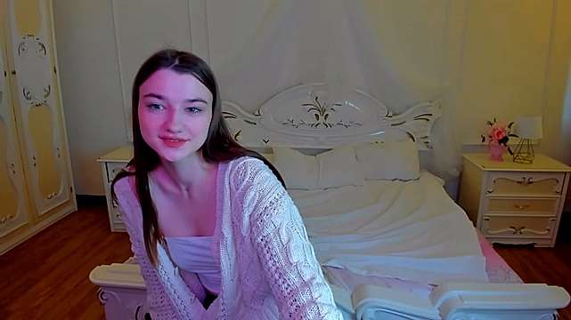 LolaWayne naked stripping on cam for live sex video chat