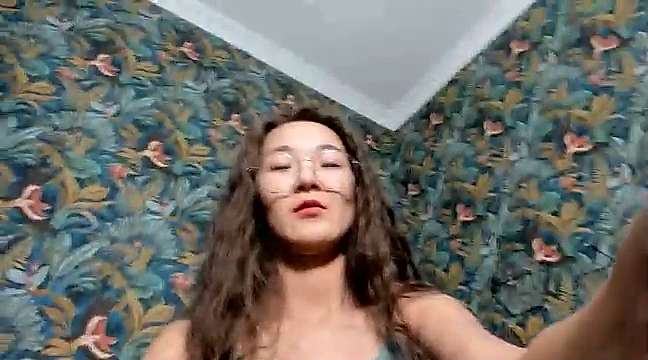 mi_suhon naked stripping on cam for live sex video chat