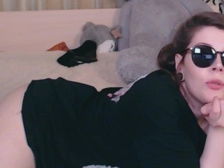 MonaBrook nude on cam – live sex chat