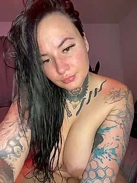 tatted_katniss naked stripping on cam for live sex video chat