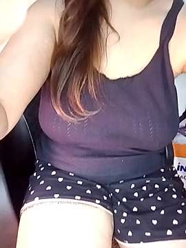 vaselinewhite845 naked stripping on cam for live sex video chat