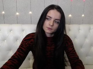 DebraFly nude on cam – live sex chat