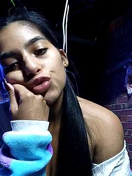 katya_Moon naked stripping on cam for live sex video chat