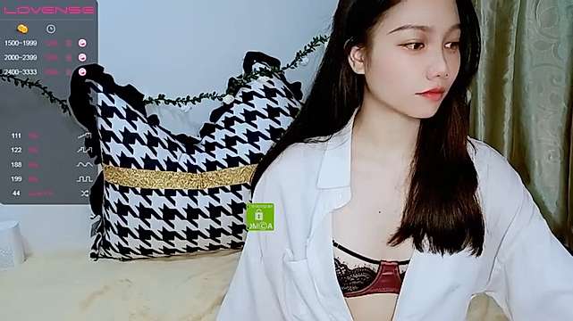 Kong-Kong naked stripping on cam for live sex video chat