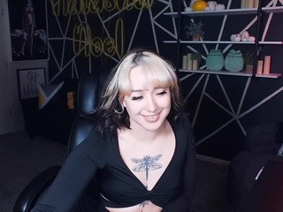 Natasha Noel nude on cam – live sex chat