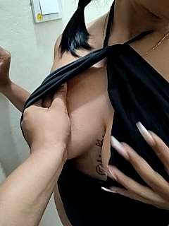 NaturalLucy naked stripping on cam for live sex video chat