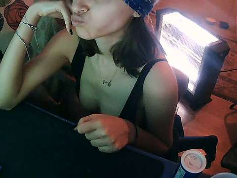 submissive_candy naked stripping on cam for live sex video chat