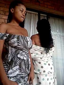 sweetpussyx7 naked stripping on cam for live sex video chat