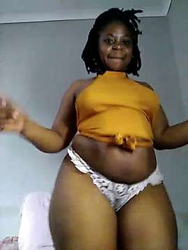 Tittyquee naked stripping on cam for live sex video chat