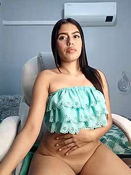 Ur-Bitch naked stripping on cam for live sex video chat
