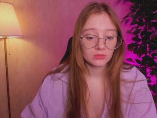 Alexandra-soft nude on cam – live sex chat