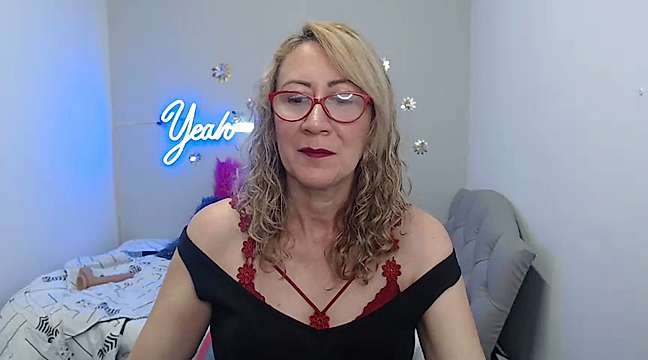 ashleymilf_1 naked stripping on cam for live sex video chat