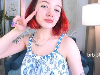 Avery nude on cam – live sex chat