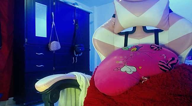 baby05_ naked stripping on cam for live sex video chat