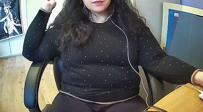 Eva_Eden_Mela naked stripping on cam for live sex video chat