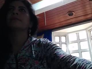 ?, Yummy Milf?? nude on cam – live sex chat