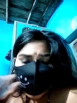 Juicy-Bhabhi naked stripping on cam for live sex video chat