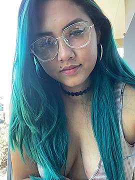 LALIS_IN naked stripping on cam for live sex video chat